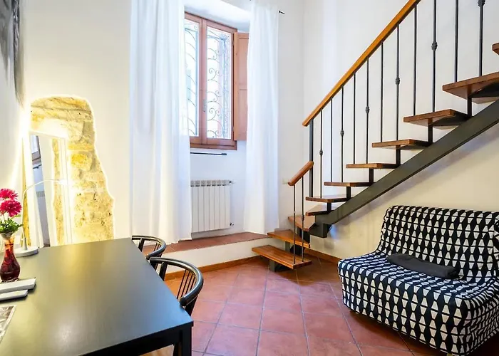 Мини-отель 2 - Monolocale Silenzioso A Due Passi Dal Centro